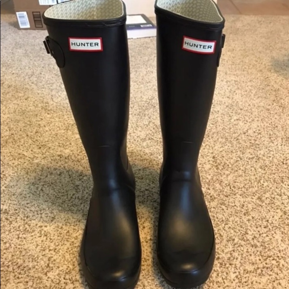 NEW Women’s Black Hunter Boots, Size 10